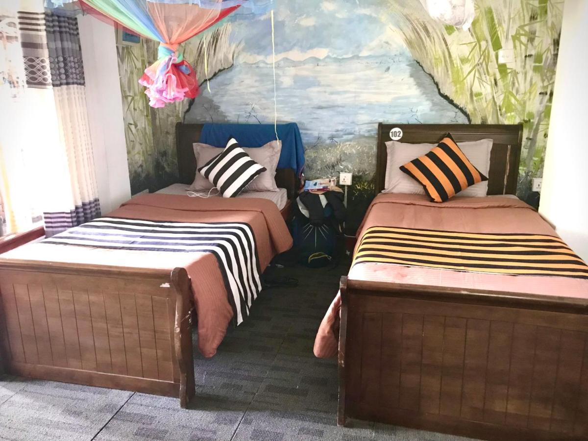 Noname Hostel And Cafe Элла Экстерьер фото