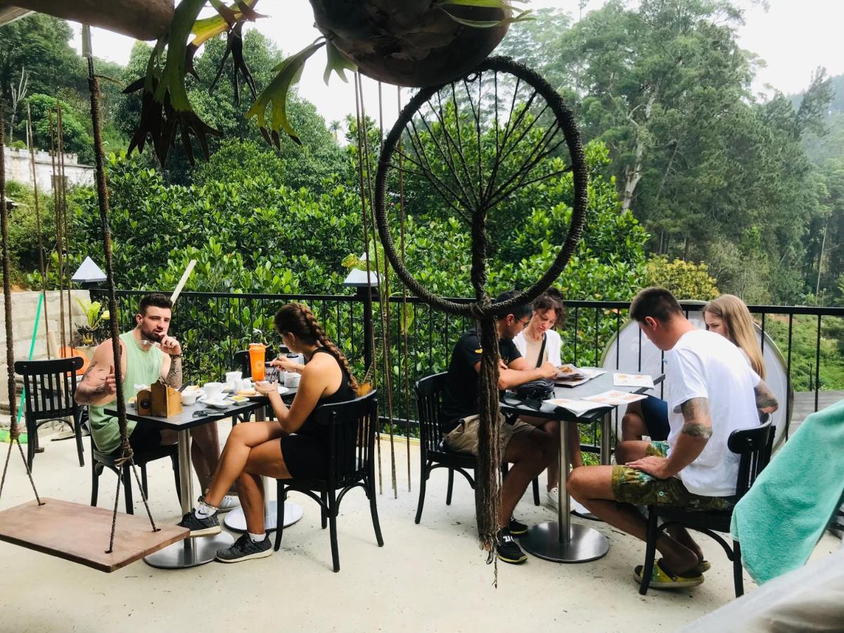 Noname Hostel And Cafe Элла Экстерьер фото